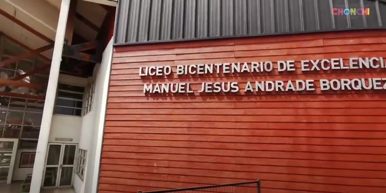 Mejoran escuela San Carlos y Liceo Manuel Jesús Andrade Bórquez